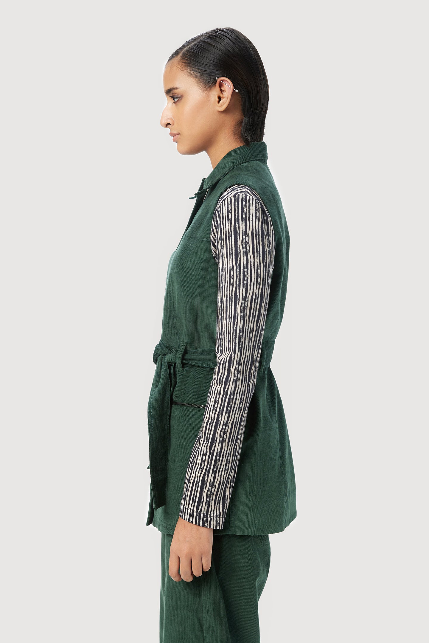 Easy Fit Sleeveless Jacket with Double Stitch Construction