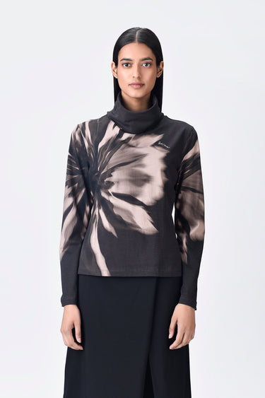 Slim Fit Turtle Neck T-Shirt with UV Flower Print - Genes Lecoanet Hemant