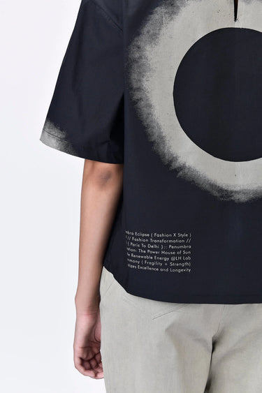 Easy Fit Round Neck T-Shirt with Eclipse Print - Genes Lecoanet Hemant