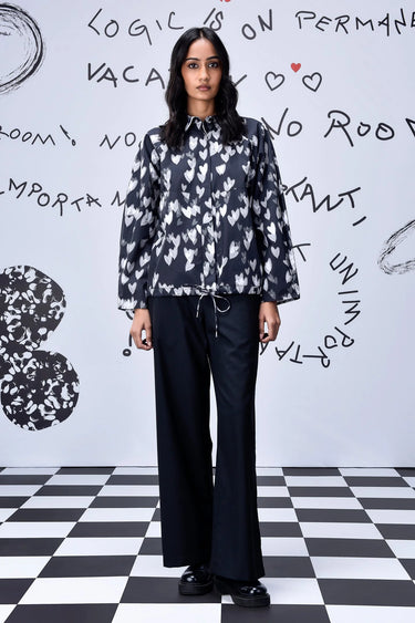 Heart Print Oversized Shirt - Black - Genes Online Store