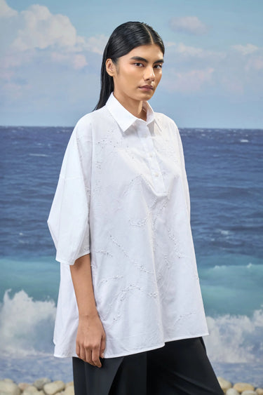 Oversized Free-Size Shirt in Premium Cotton Dobby – White