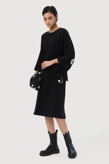 Oversized Round Neck Dress with Kimono Sleeves - Genes Lecoanet Hemant