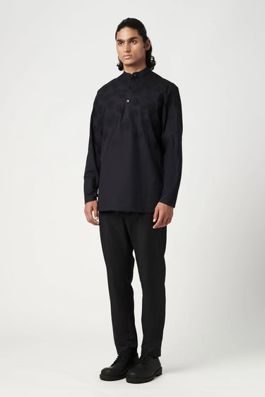 Regular Fit Band Collar Short Kurta with Gingko Thread Embroidery - Genes Lecoanet Hemant