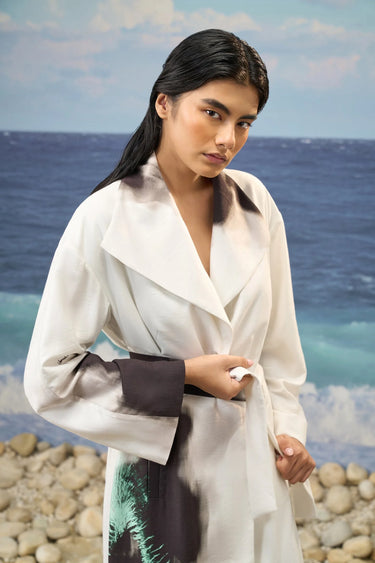 Over jacket for women with abstract print and open-front design