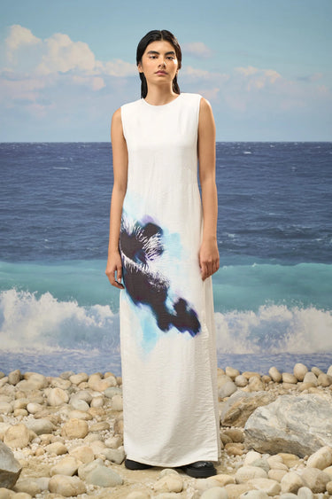 Sleeveless straight dress for women with relaxed fit and clean silhouette