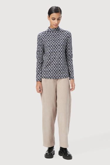 Slim Fit Raised Neck Top with Scallop Print - Genes Lecoanet Hemant