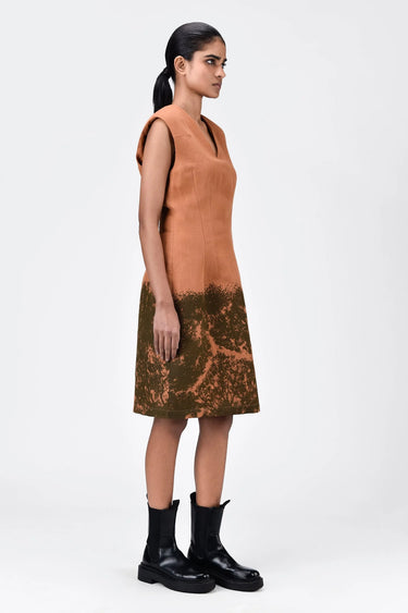 Slim Fit V-Neck Sleeveless Dress with Canopy Print - Genes Lecoanet Hemant