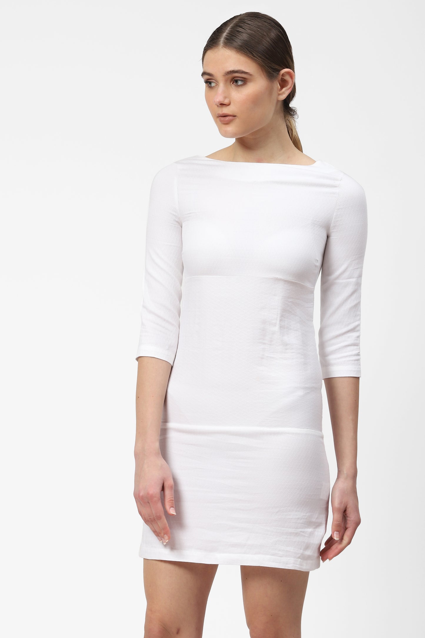 Classic White Cotton Dress With Full Sleeves