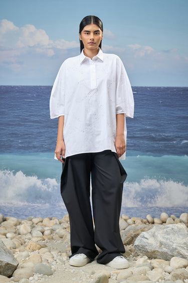 Oversized Free-Size Shirt in Premium Cotton Dobby – White