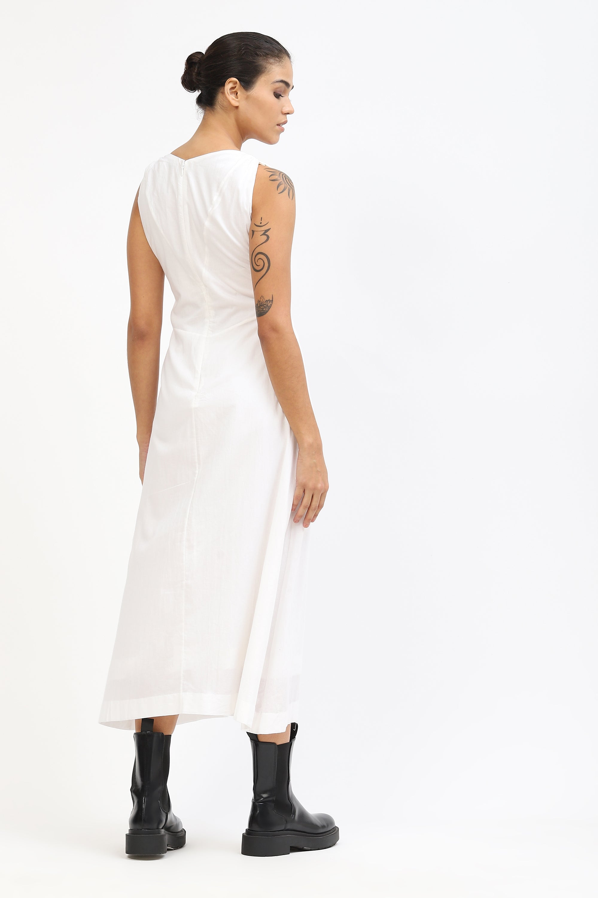 White Cotton V Neck Maxi Dress For Women