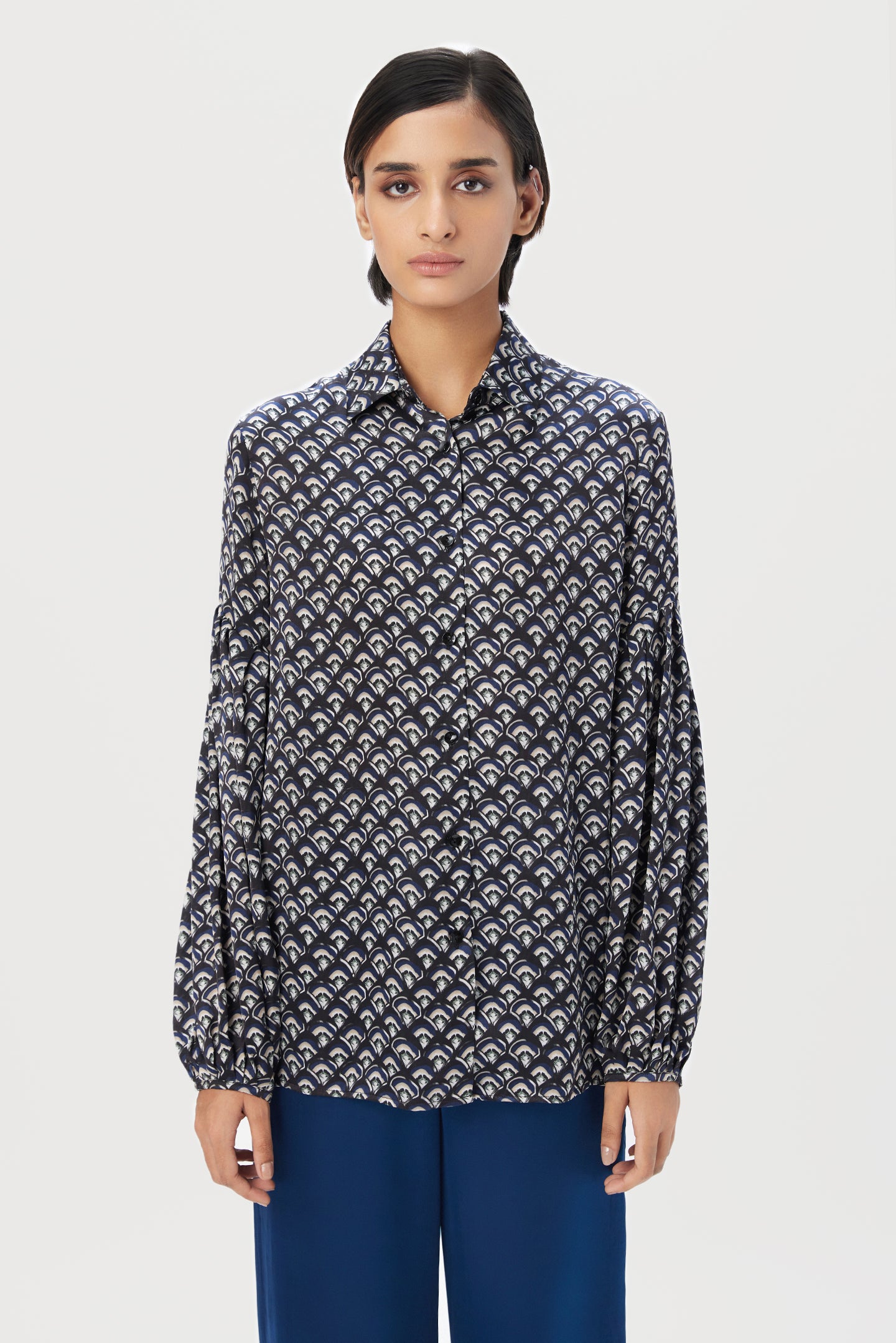 Easy Fit Button-Down Shirt with All-Over Scallops Print