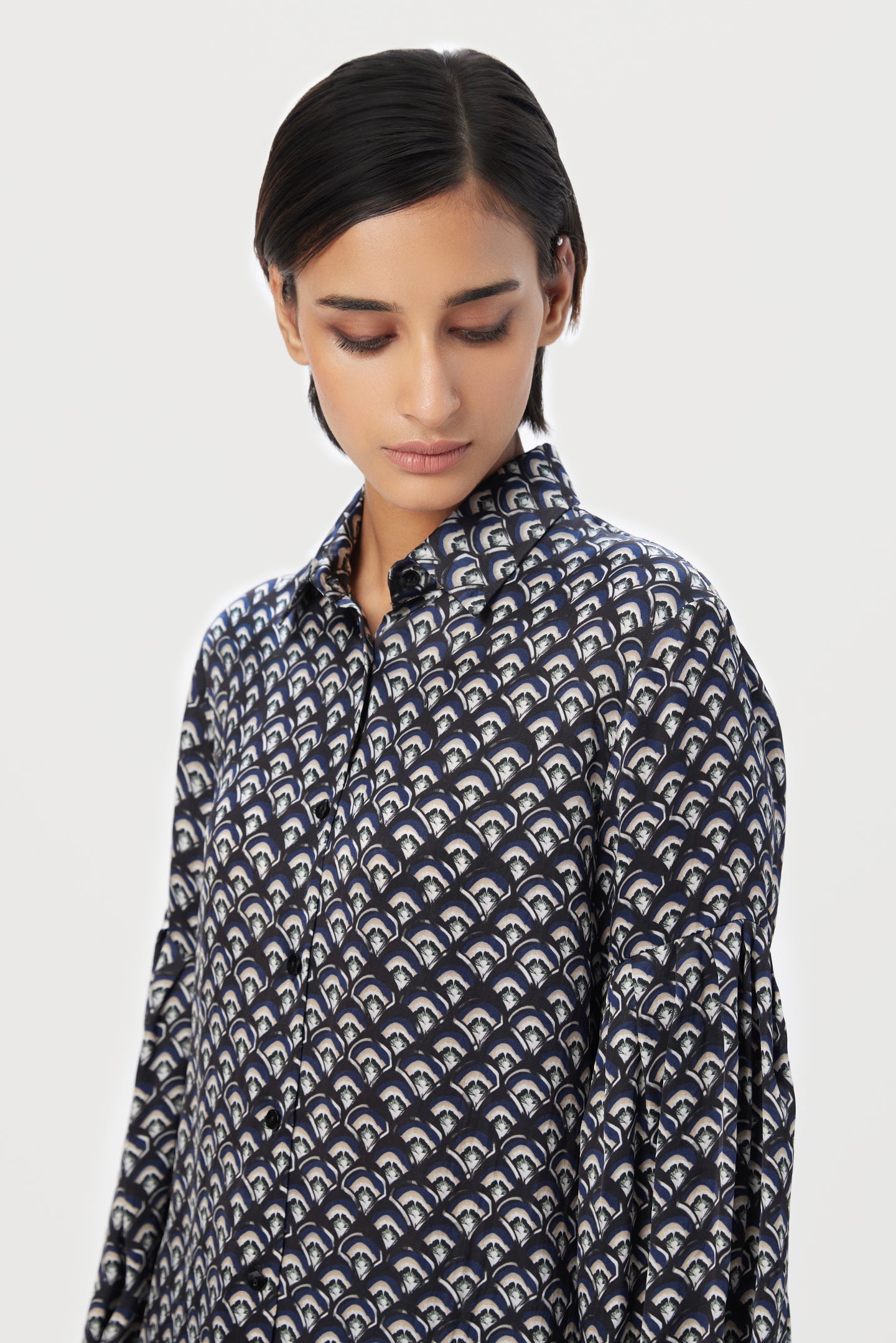 Easy Fit Button-Down Shirt with All-Over Scallops Print