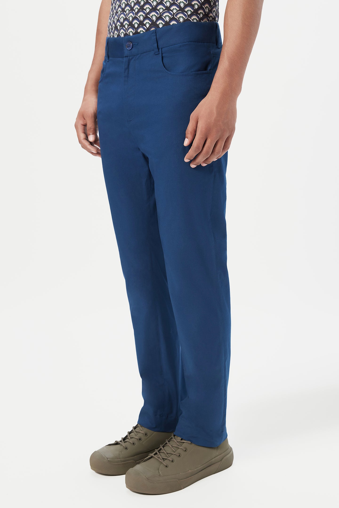 Slim Fit Trousers with Back Bone Pocket
