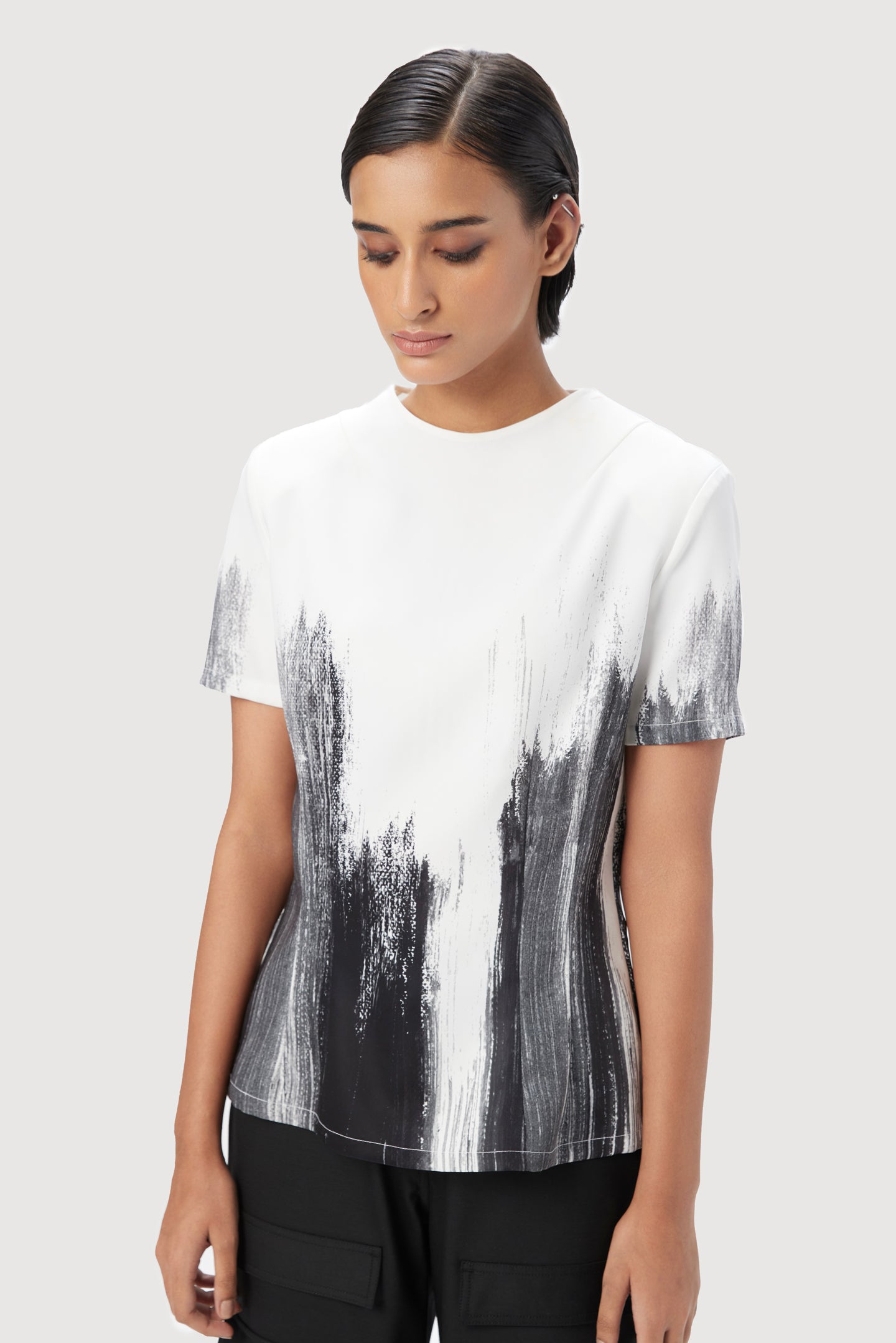 Slim Fit Raised Neck Top with Dart and Brush Stroke Print