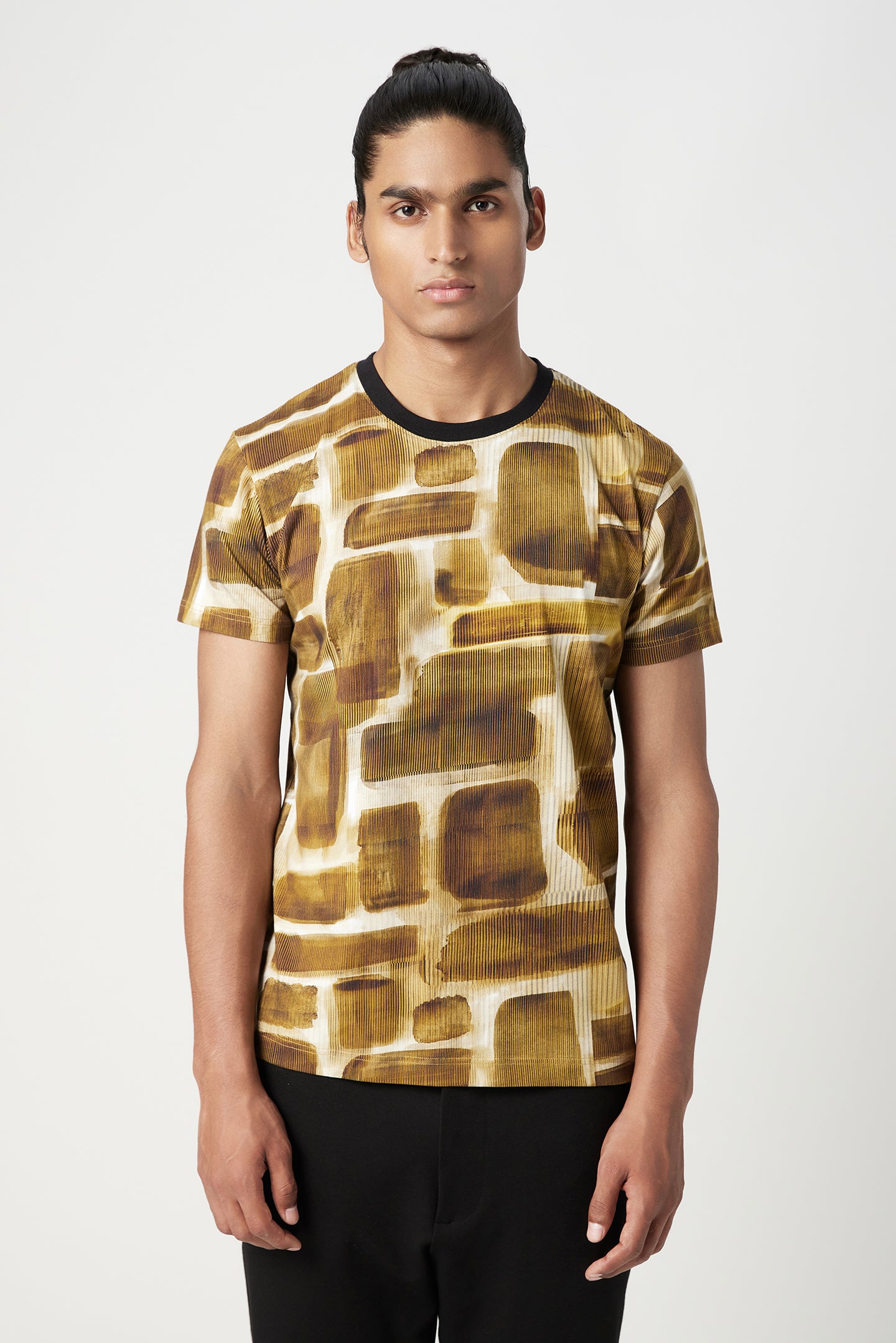 Regular Fit T-Shirt in All-Over Abstract Check Print