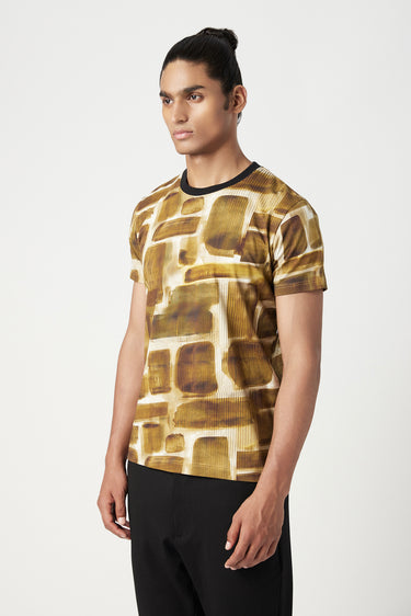 Regular Fit T-Shirt in All-Over Abstract Check Print - Genes Lecoanet Hemant