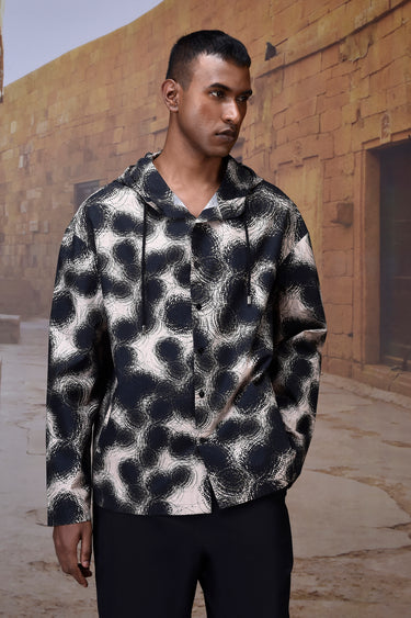 Black Graphic Hood Shirt in Giza Cotton Poplin