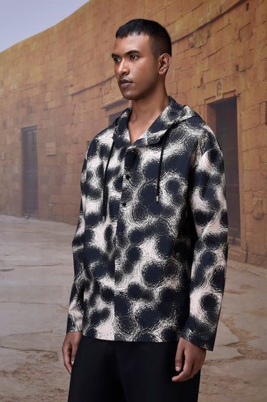 Black Graphic Hood Shirt in Giza Cotton Poplin