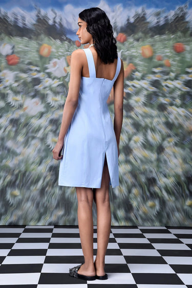 Lace-up cotton dress styled for casual and occasion wear
