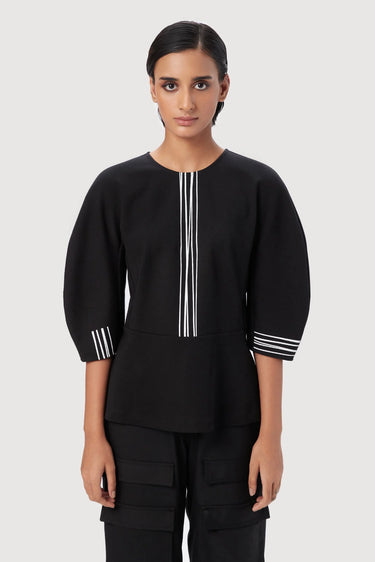 Easy Fit Round Neck Sweatshirt With Stylish Line Print - Genes Lecoanet Hemant