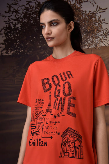 Coquelicot red short sleeve T-shirt with French-inspired sketch print for women