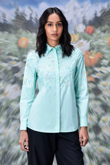Green poplin shirt with delicate embroidery and relaxed fit