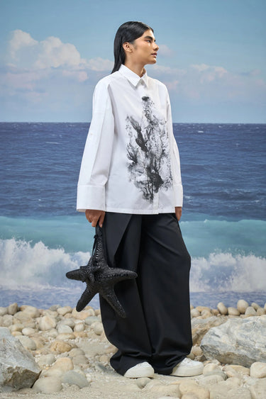 Oversized Shirt in Premium Cotton Poplin with Graphic Print