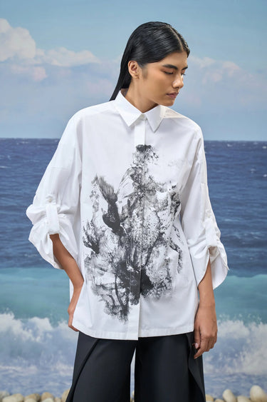 Oversized Shirt in Premium Cotton Poplin with Graphic Print