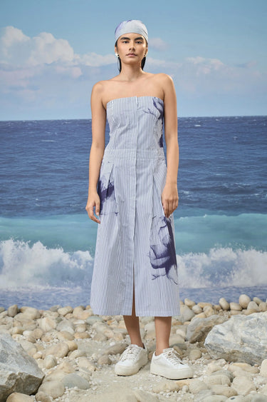 Strapless midi dress for women with fitted bodice and fluid silhouette