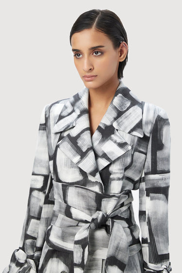 Tailored Coat with Wide Waist and Sleeve Tie-Up Straps - Genes Lecoanet Hemant