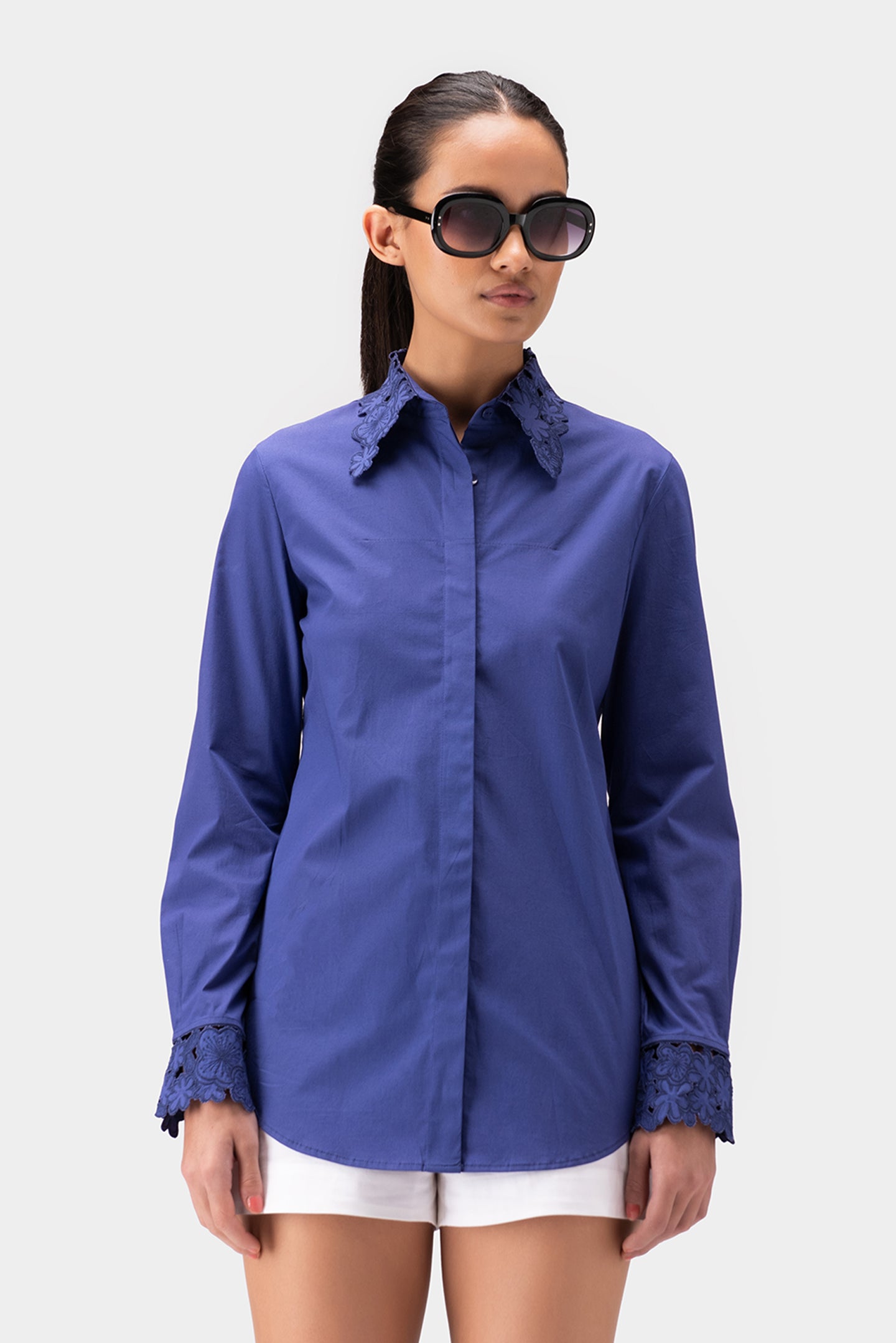 Womens Shirt With Embroidered Collar And Cuffs