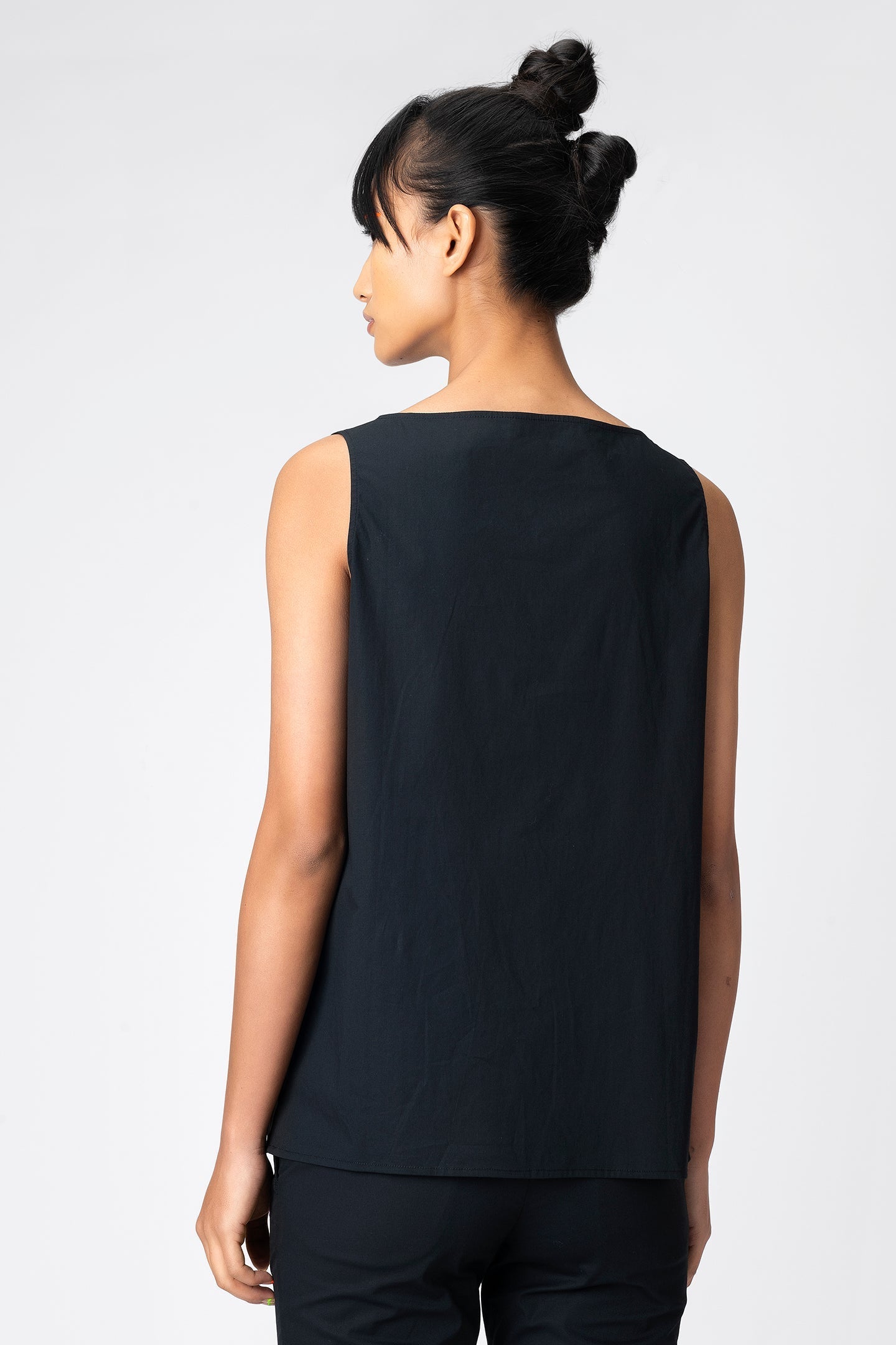 midnight-black-embroidered-draped-top - Genes online store 2020
