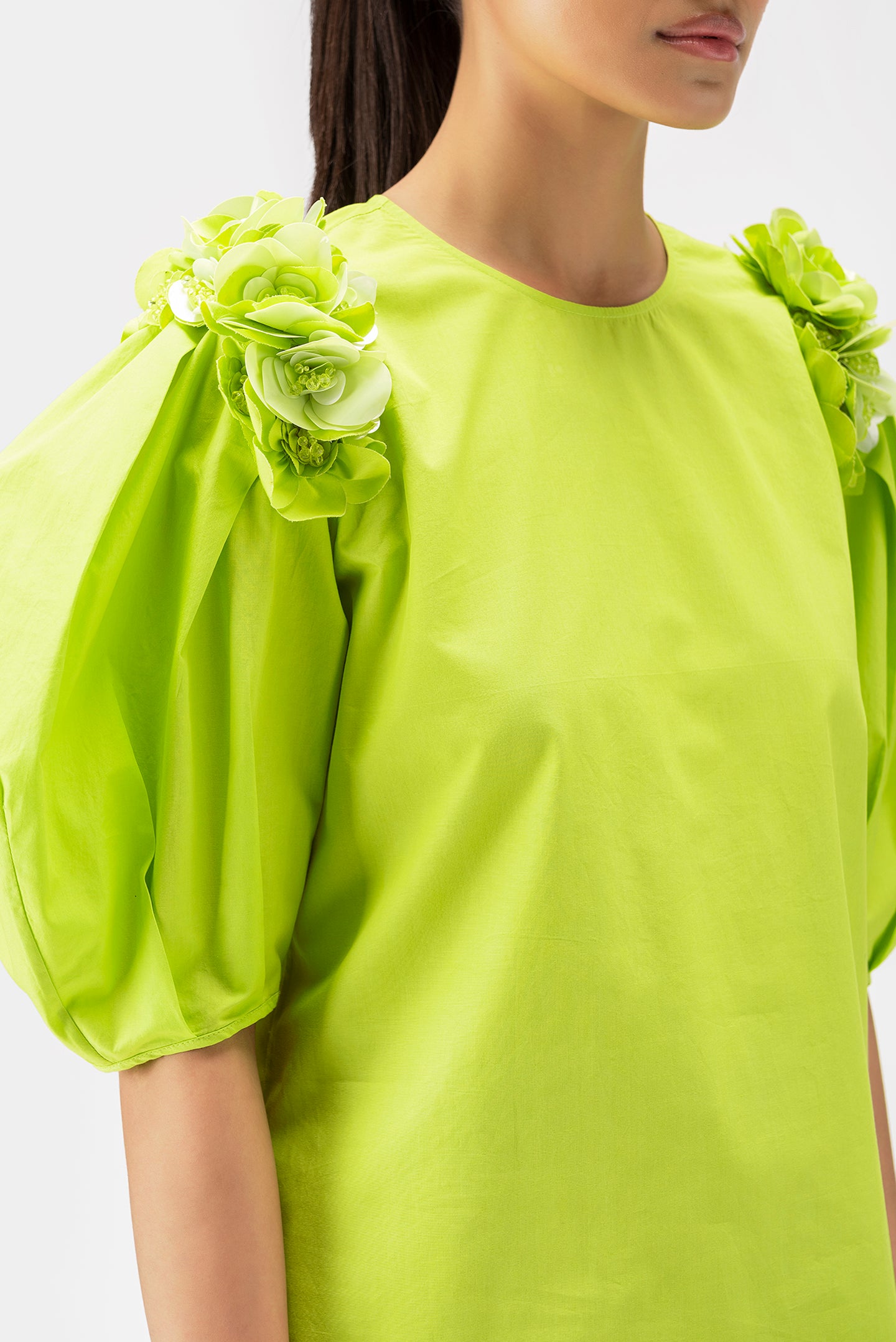 3D Floral Embroidered Top With Pleated Sleeves